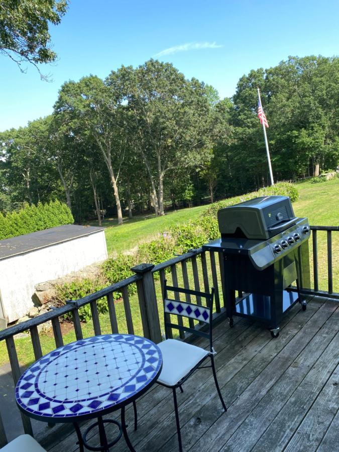 1 Bed Cottage, Partial Waterviews & Water Access Westport Eksteriør bilde