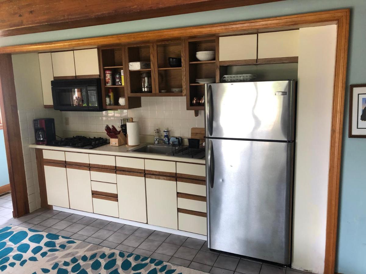 1 Bed Cottage, Partial Waterviews & Water Access Westport Eksteriør bilde